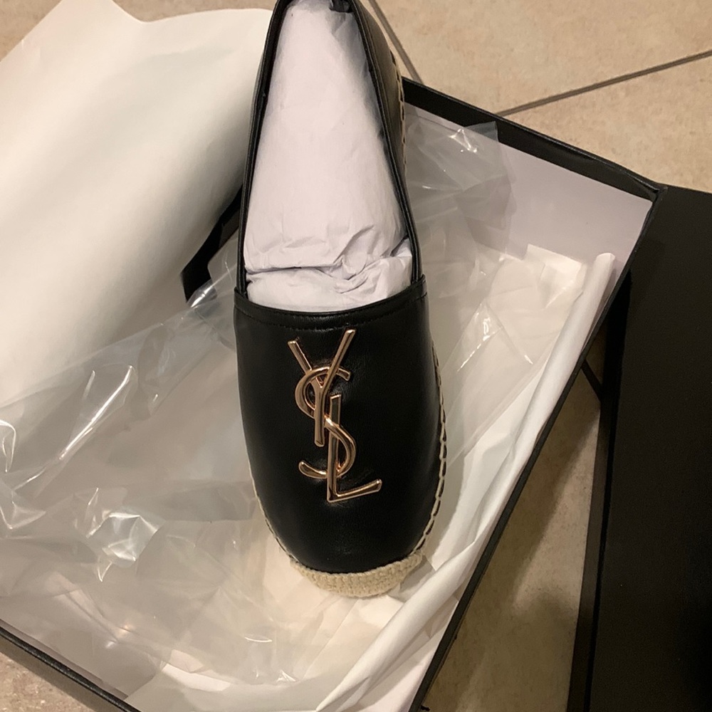 New espadrilles size 6